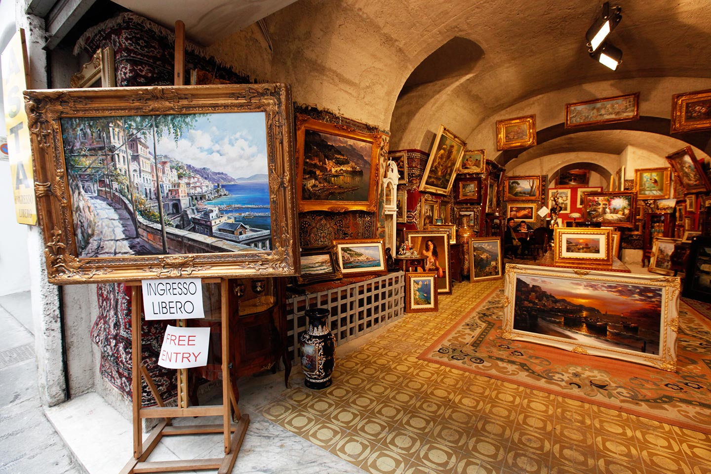 Versteigerung von Gemälden in Amalfi