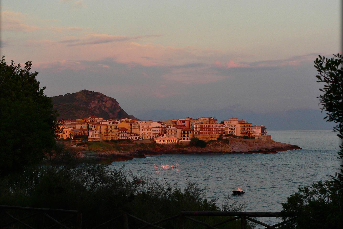 Sonnenuntergang bei Marina di Camerota im Cilento