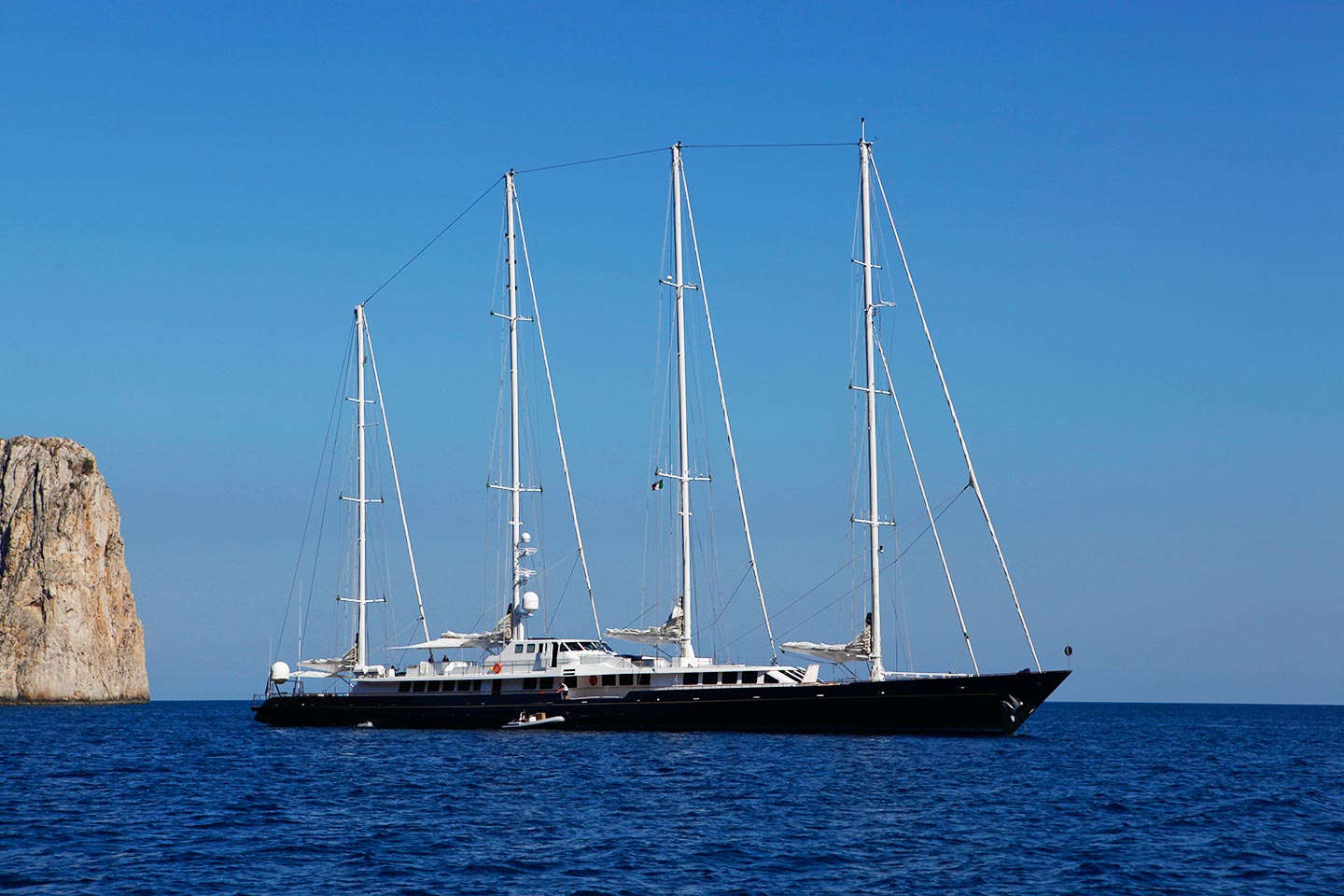 Super Luxus Yacht auf Capri