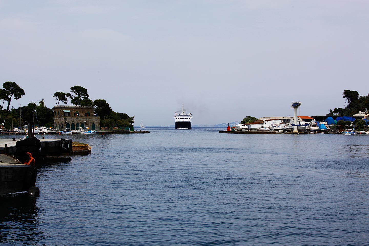 Der Hafen Ischia Porto