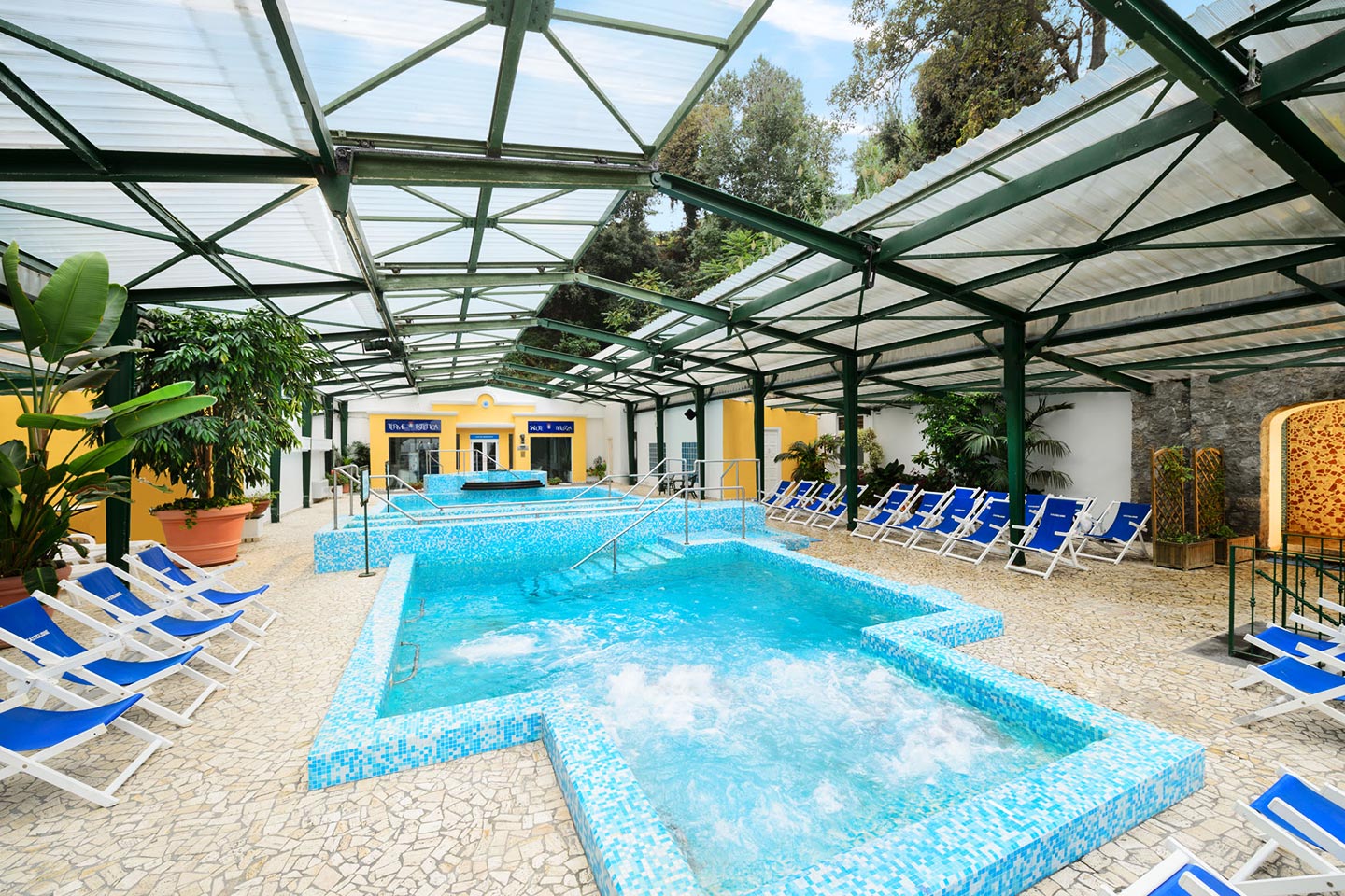 Kuren im Hotel Oasi Castiglione auf Ischia