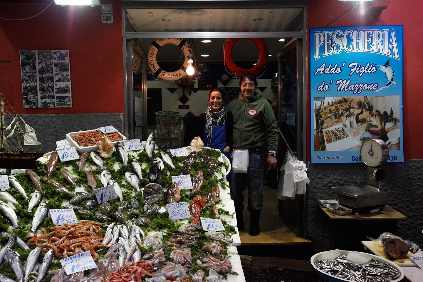 Fischverkäufer in Neapel