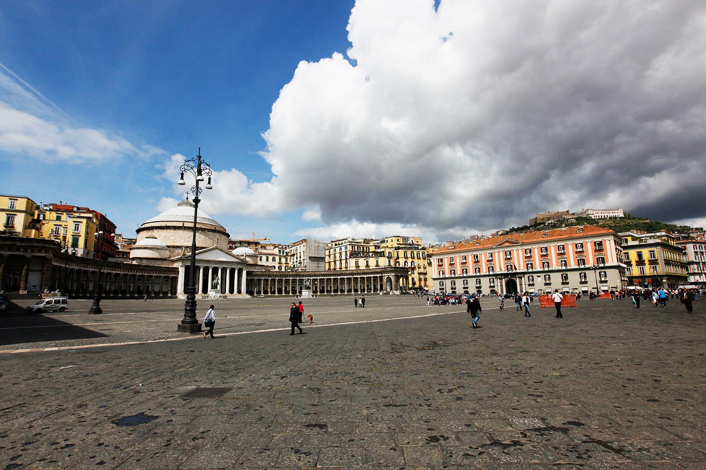Piazza del Plebiscito in der Altstadt